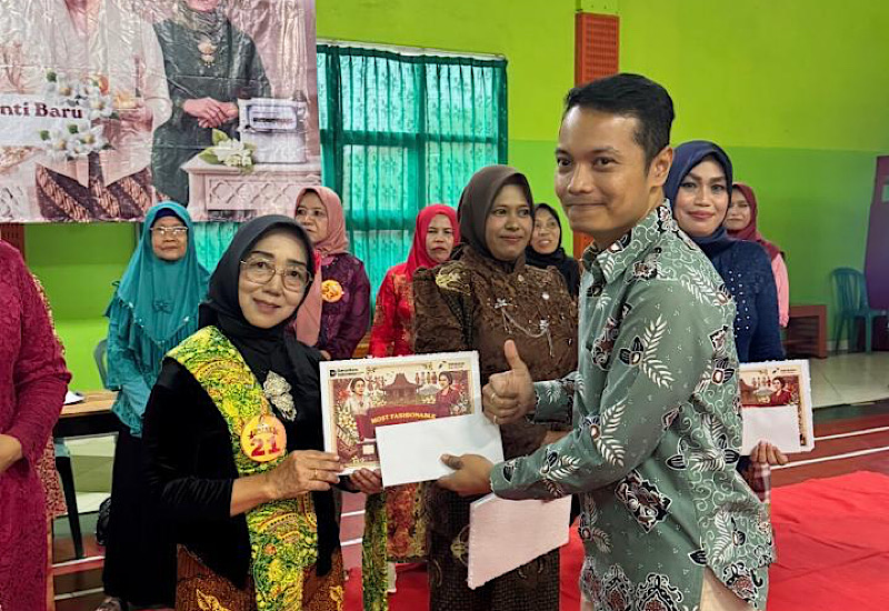  Ajak Warga Berkebaya, PGN Lampung Sosialisasi Gas Bumi di Sukamenanti Baru