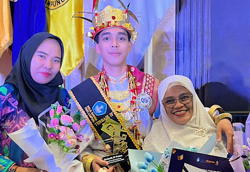  Hudzaifah Ubaidillah Irfani Terbaik IV Putra Duta Bahasa Provinsi Lampung 2026, Keluarga Besar Pendidikan Bahasa Prancis FKIP Unila Bangga