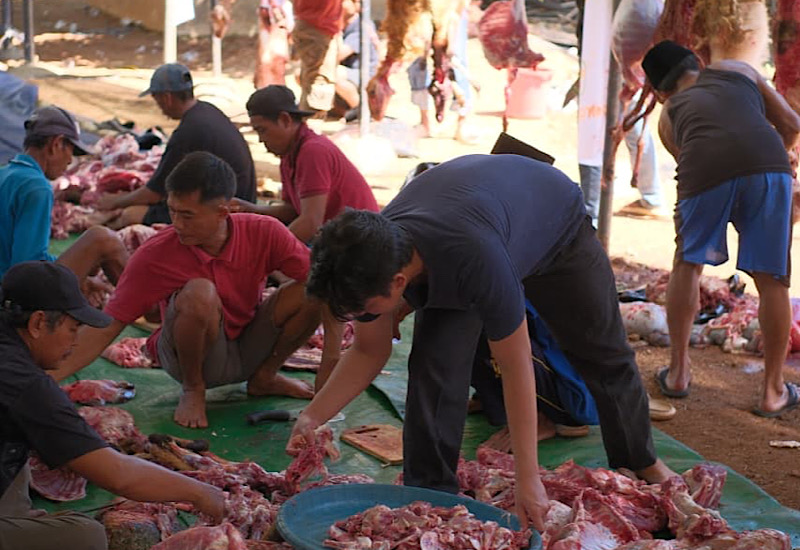 Berqurban.org dan Pesantren Tahfiz Generasi Qurani Sebar 1.500 Paket Daging Kurban