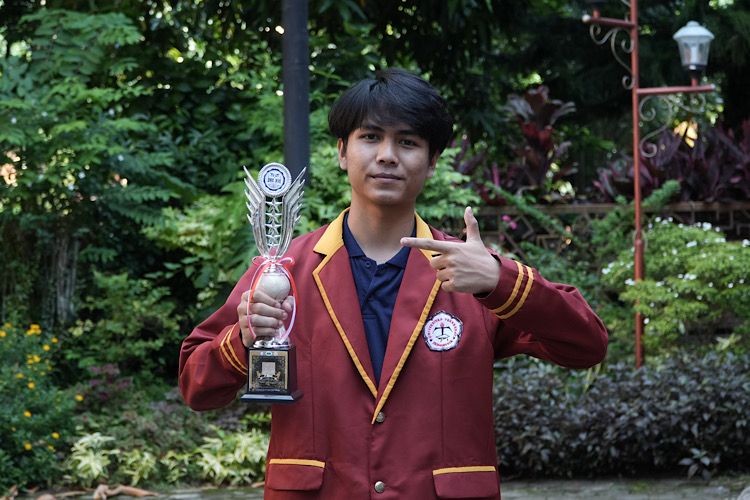  Afan Alfian Mahasiswa Sastra Inggris Universitas Teknokrat Indonesia Juara Scrabble DEC 2026