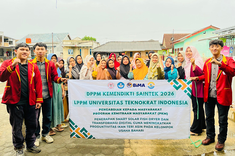  Tegaskan Kampus Berdampak, Mahasiswa Universitas Teknokrat Indonesia Inovasi Smart Solar Fish Dryer, Dorong Digitalisasi Usaha Ikan Asin Pulau Pasaran