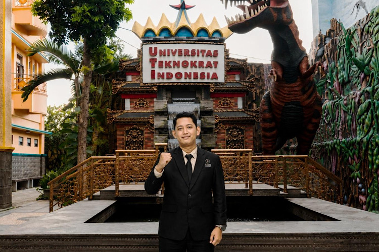 Dosen Terbaik Universitas Teknokrat Indonesia Rohmat Indra Borman Masuk World’s Top 5% Scientists SciRank Global