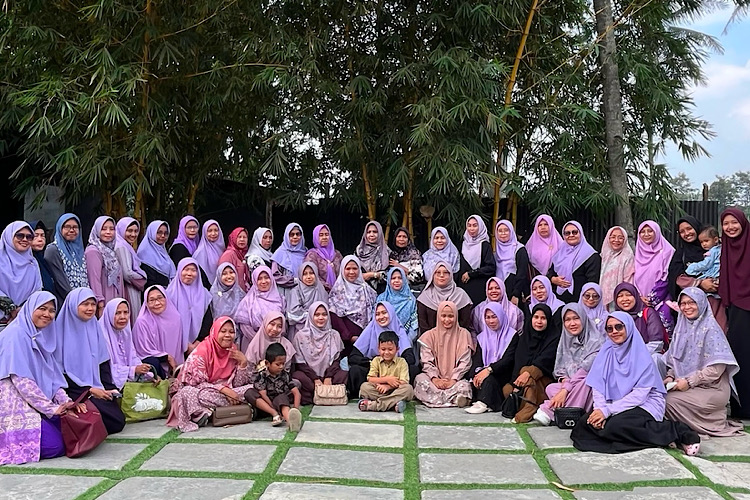 Salimah Pesawaran Gelar Sahati di Gedong Tataan, Perkuat Ukhuwah 50 Pengurus Ranting