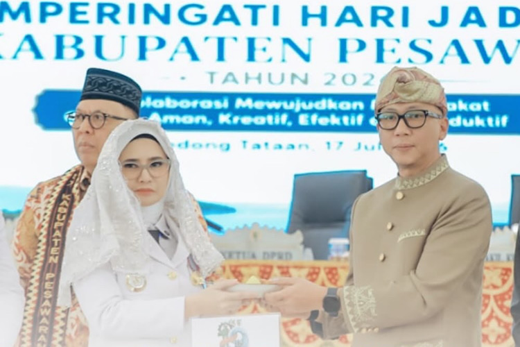  Gubernur Lampung Rahmat Mirzani Djausal Ajak Pemangku Kepentingan di Pesawaran Perkuat Kolaborasi Tingkatkan Kualitas SDM
