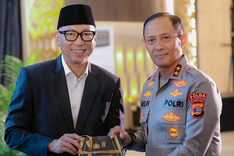  Gubernur Rahmat Mirzani Djausal Respons Penghargaan Nugraha Sakanti yang Diterima Kapolda Lampung