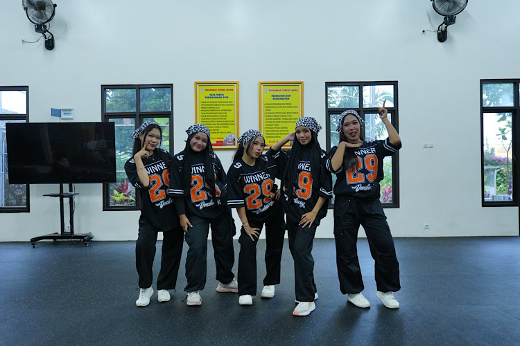 Tim Senam Putri Universitas Teknokrat Indonesia Raih Juara Nasional Kategori Dance Fitness 2026