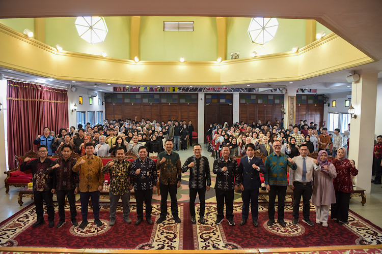 Seminar Internasional Universitas Teknokrat Indonesia Bekali Mahasiswa Hadapi Karier Global