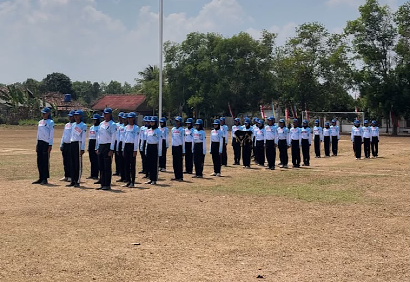  Paskibra Kecamatan Terbanggi Besar Giat Latihan Jelang HUT Ke-81 RI