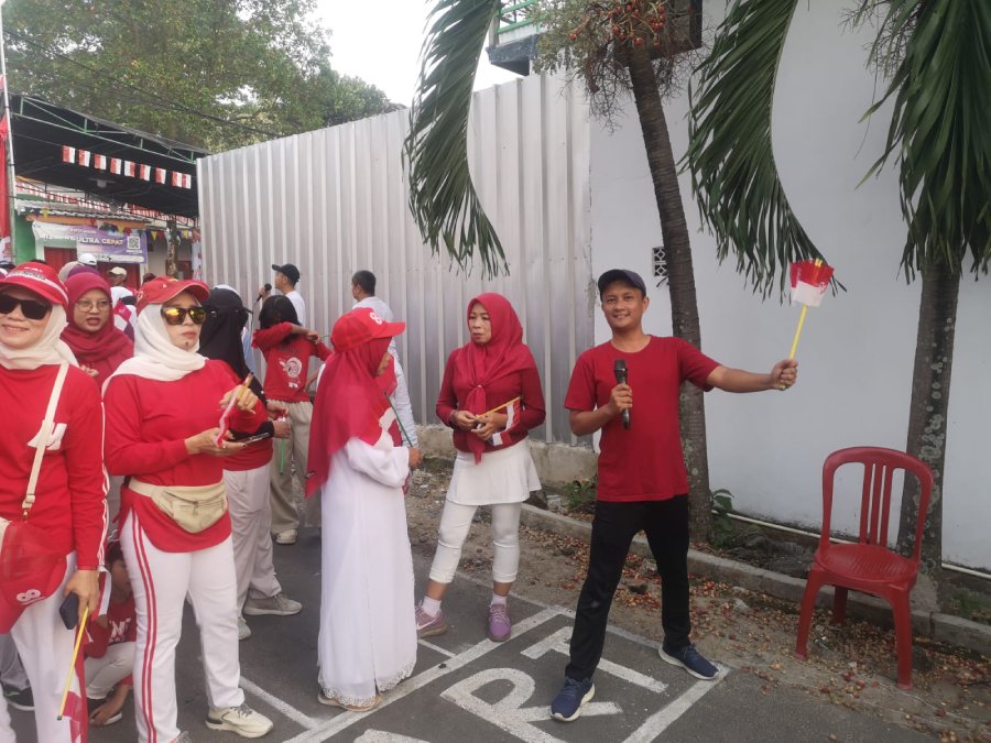  Peringati HUT RI ke-81, Warga Perumahan GGMI Gelar Jalan Sehat