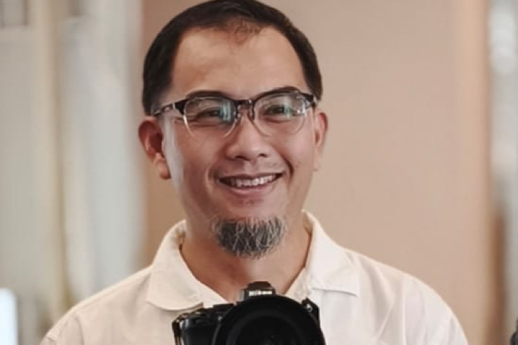 AI Mempercepat Jawaban, Siapa yang Membentuk Pengalaman?