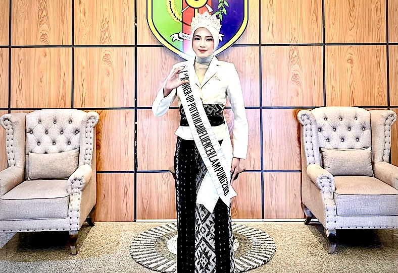  Pemilihan Putri Hijabfluencer Indonesia 2026: Mahasiswi Universitas Teknokrat Indonesia Gerilyana Tryo Putri Bertolak ke Bandung