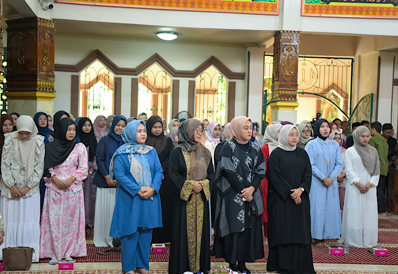  Peringati Maulid Nabi di Masjid Asmaul Yusuf, Universitas Teknokrat Indonesia Dorong Sivitas Akademika Berilmu dan Berintegritas