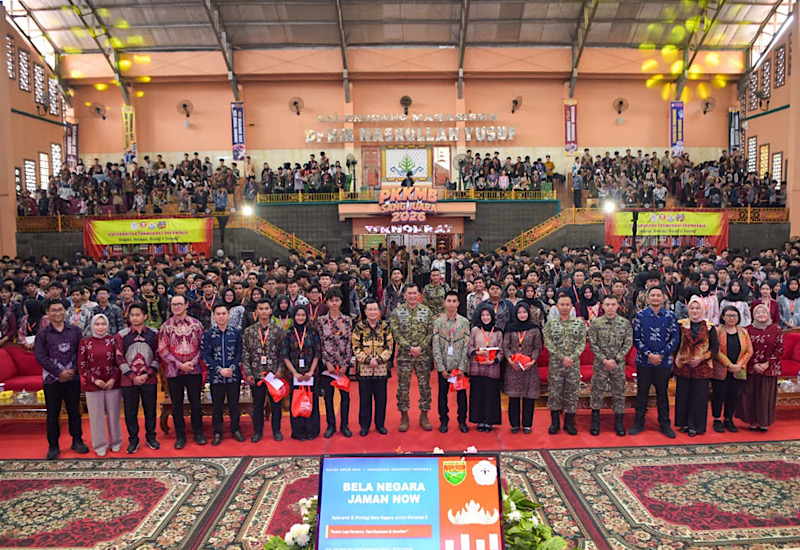  Pangdam XXI/Radin Inten Gelorakan Mahasiswa Baru Kuliah Umum Bela Negara PKKMB 2026 Universitas Teknokrat Indonesia
