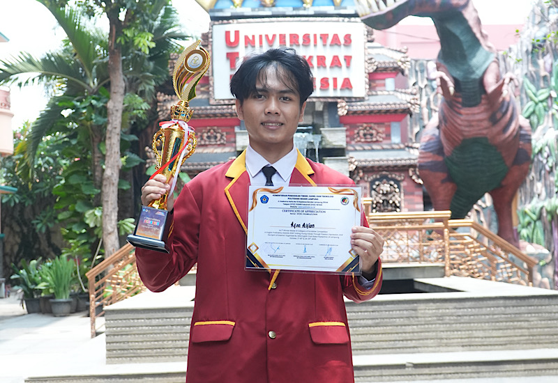 Affan Alfian Mahasiswa Universitas Teknokrat Indonesia Juara 1 Scrabble English Proficiency Awards (EPA) 2026