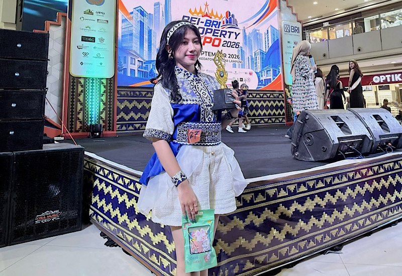 Ahza Bunga Jelita Model Lampung