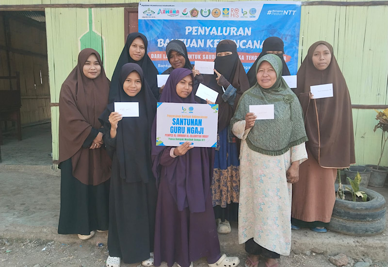 Masyarakat Lampung Salurkan Santunan untuk Guru Ngaji Terdampak Gempa di NTT melalui LAZDAI