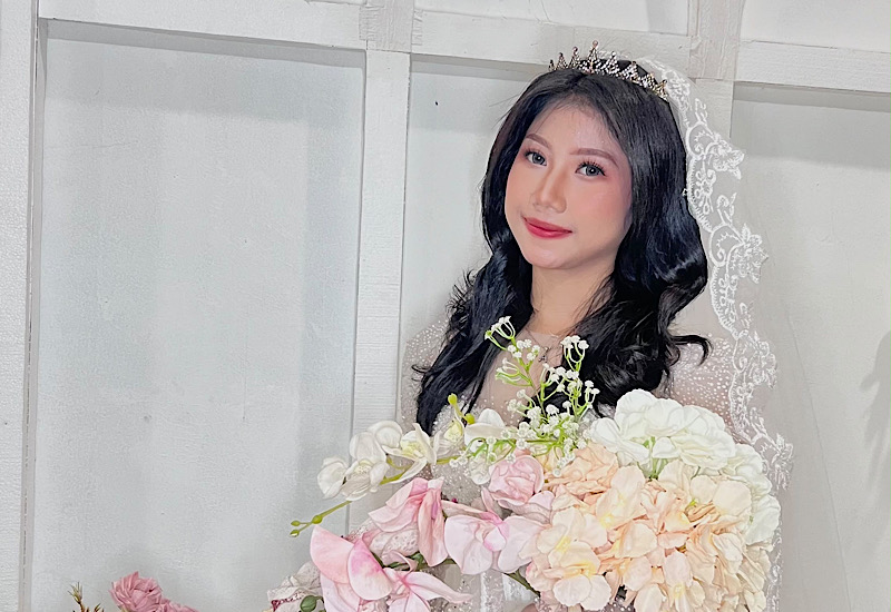 Model Lampung Ahza Bunga Jelita Senang Jadi Muse: Duduk Diam Dibayar