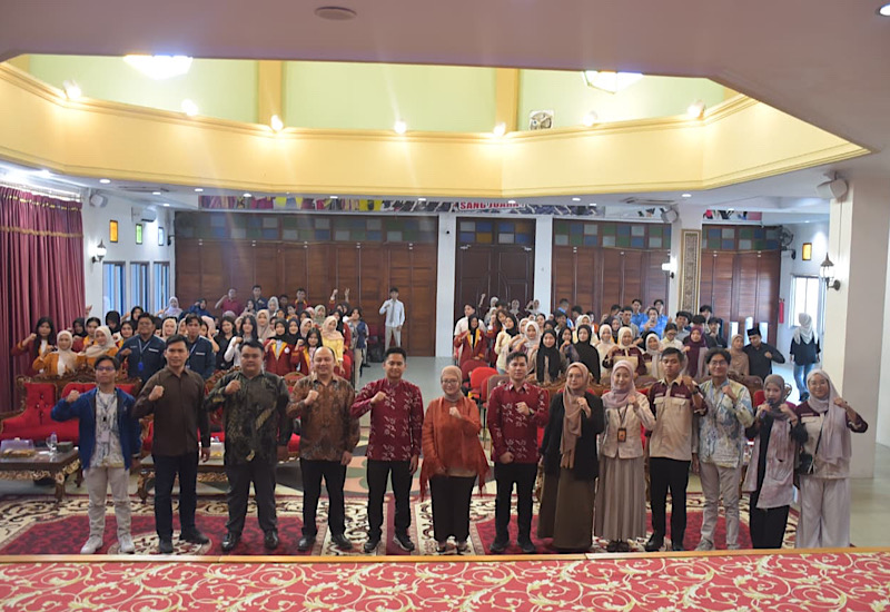  Cetak Investor Muda Syariah, FEB Universitas Teknokrat Indonesia Kuliah Umum Sekolah Pasar Modal Syariah