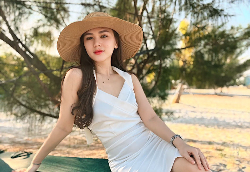 Putri Ega Artis Model Lampung