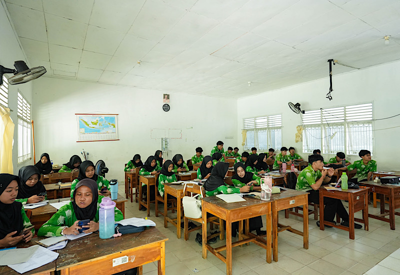 Universitas Teknokrat Indonesia Gelar Seminar dan Tryout Tes Kompetensi Akademik di SMAN 13 Bandar Lampung
