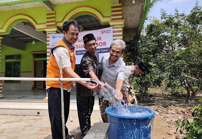 Rumah Zakat dan Kitabisa Serah Terima Bantuan Sumur Bor untuk Musala Al Muttaqin