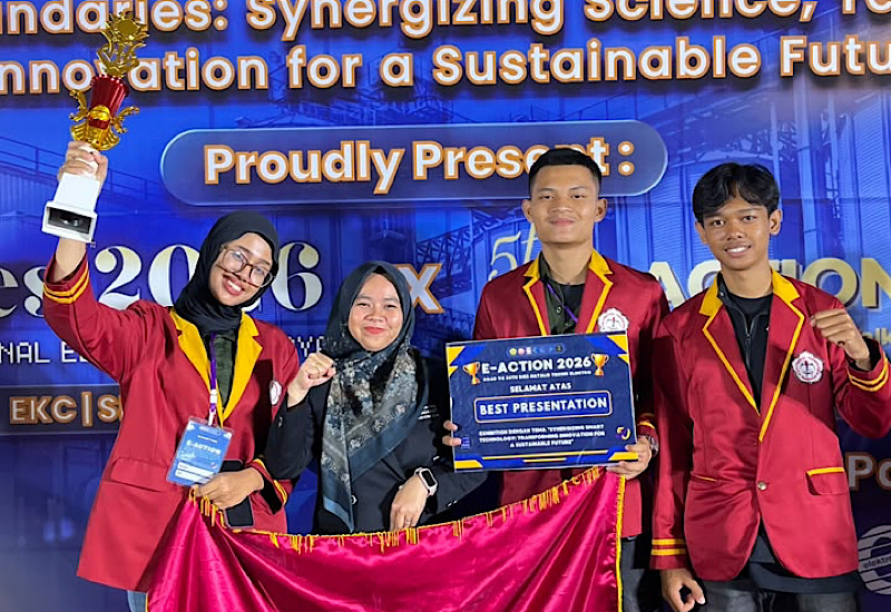 Usung Inovasi Mesin Pemotong Rumput PLTS, Tim Universitas Teknokrat Indonesia Best Presentation E-Action 2026