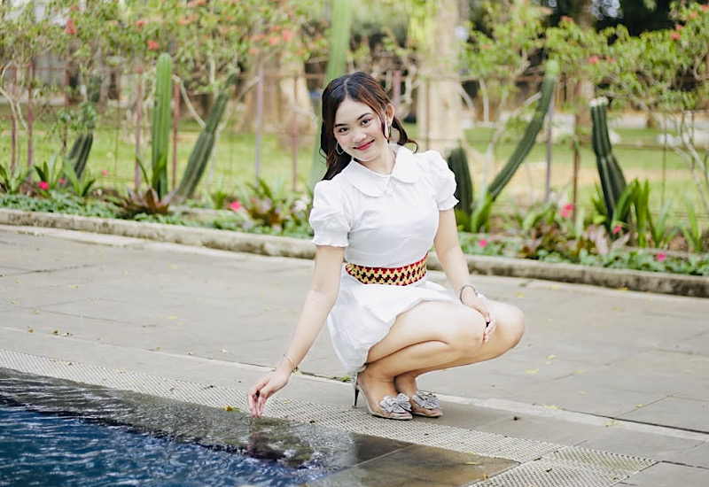 Triana Tungga Dewi Model Lampung