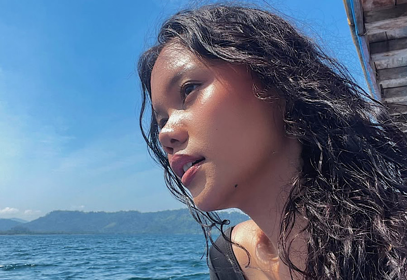  Zafira Mutiara Pelangi Duta Teknokrat Jatuh Hati Sejak Kecil pada Laut, Nikmati Harmoni Angin, Ombak, & Aroma Khas